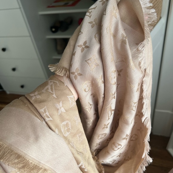 Monogram Classic Shawl - Picture 7 of 7